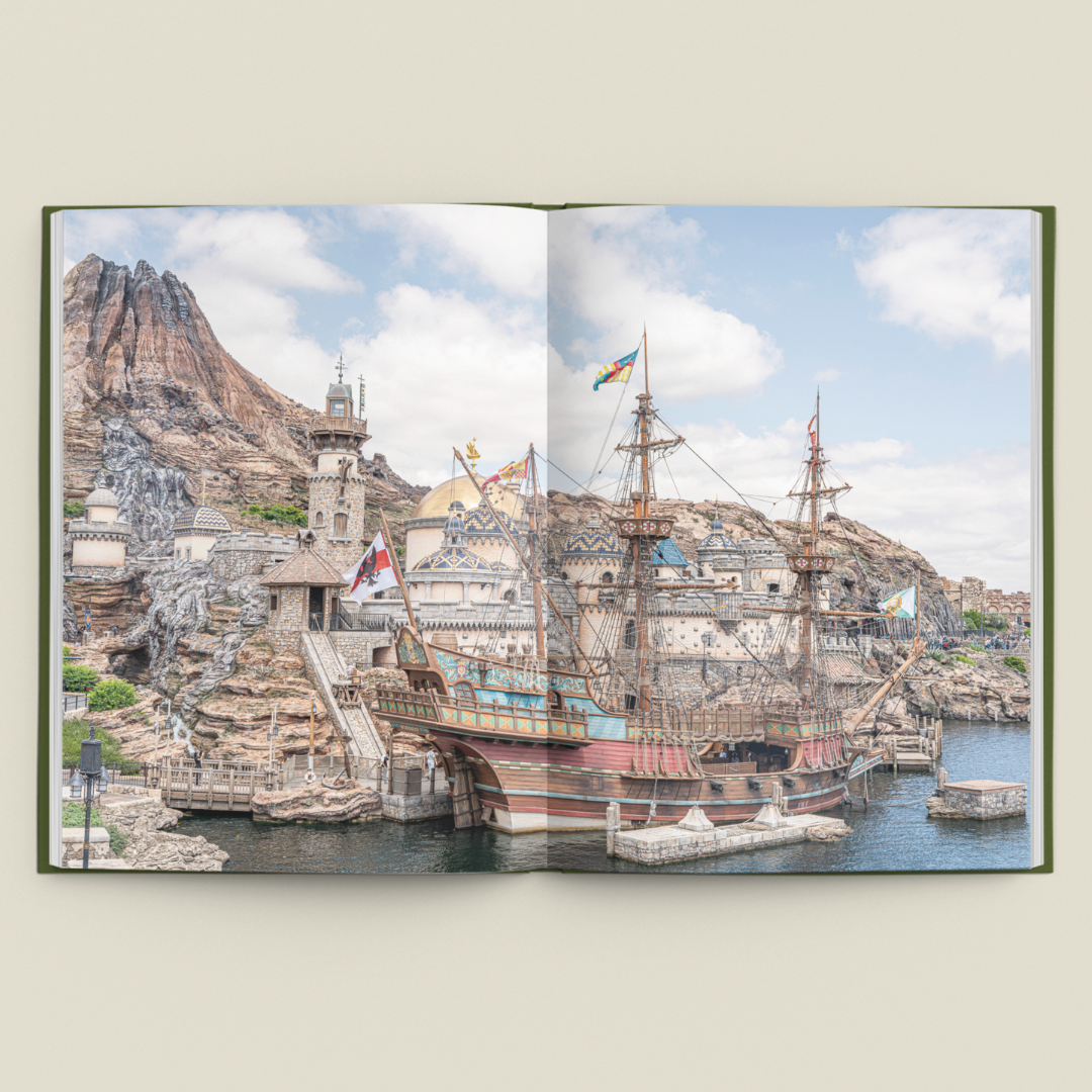 Japan: An Unofficial Adventures by Disney Photograph Collection